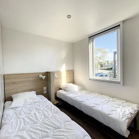 Mobil-home Jullouville, 4 Pieces, 6 Personnes - Fr-1-361a-52 Hébergement de vacances